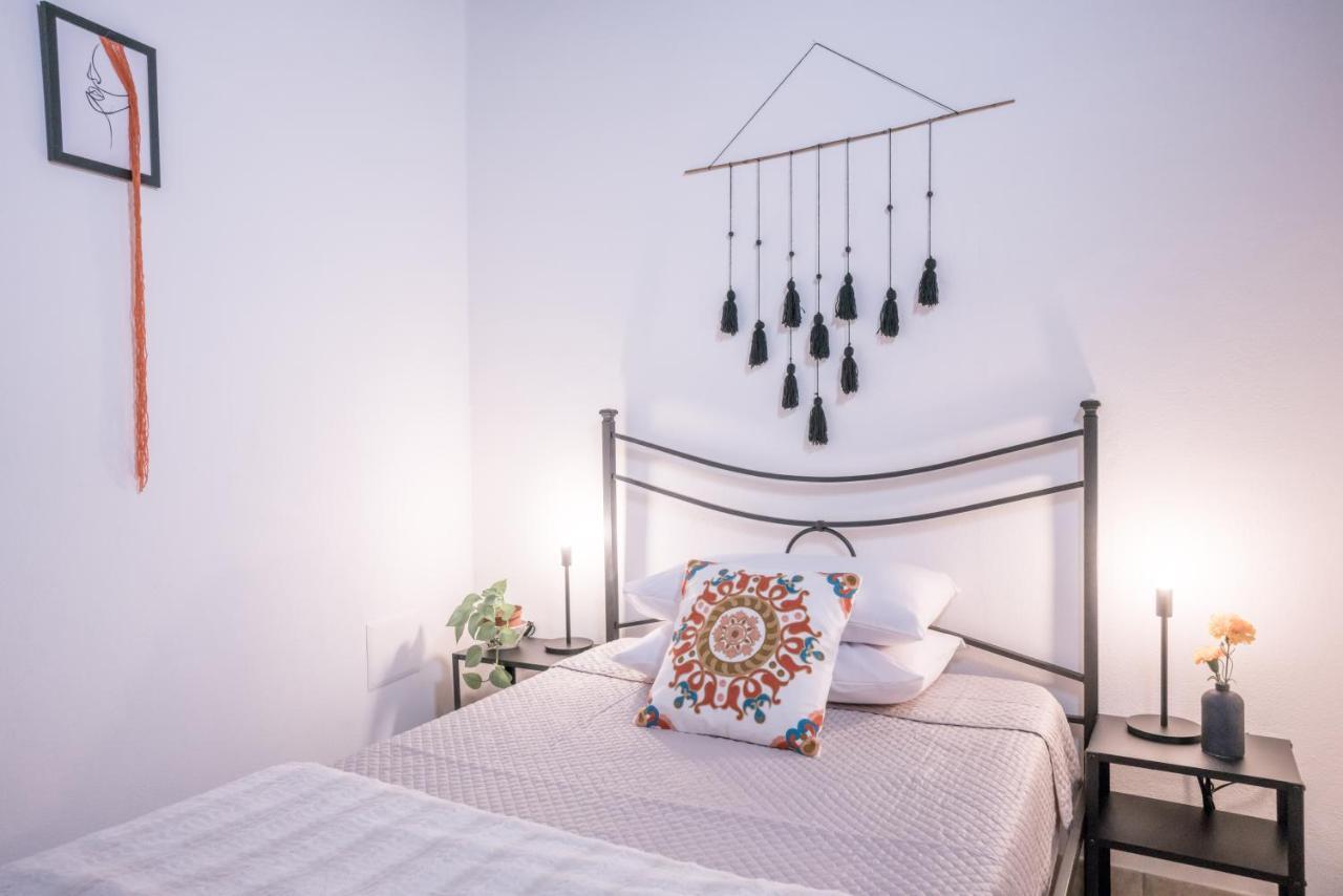 Yenne Rooms Wifi-Ac 칼리아리 외부 사진