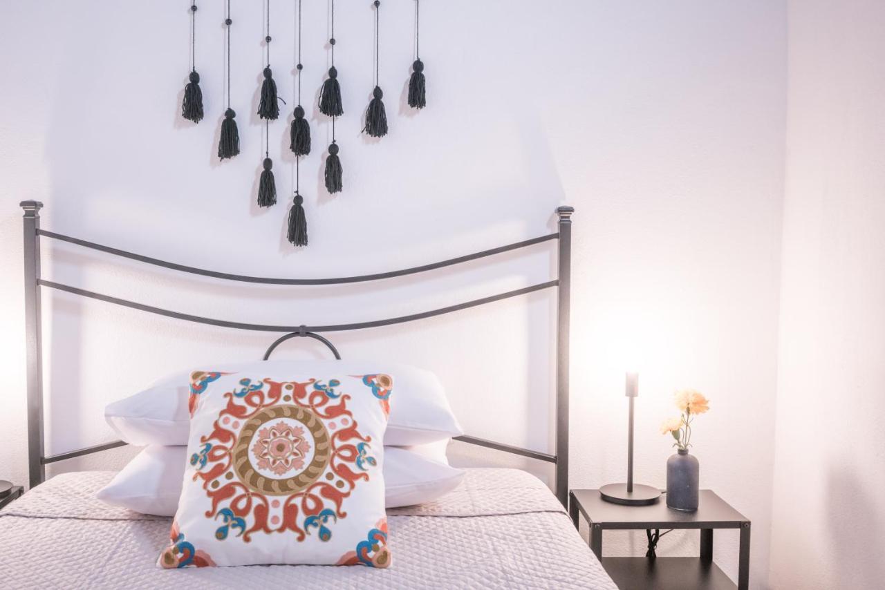 Yenne Rooms Wifi-Ac 칼리아리 외부 사진